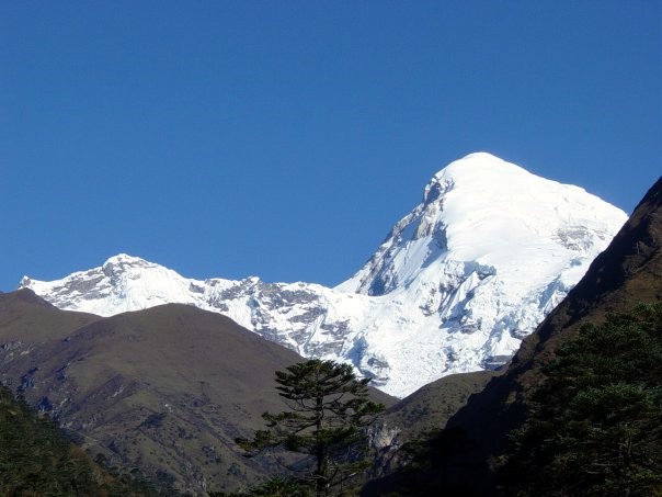 Bhutan - Góra Bogini Jomo Bhutan - Góra Bogini Jomo